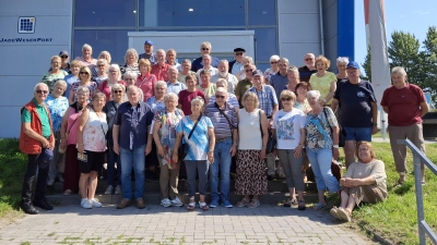 Tiefseehafen „JadeWeserPort” in Wilhelmshaven. (Bild: Sigi Wild)
